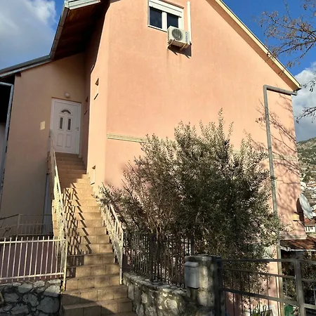 Apartment Collina