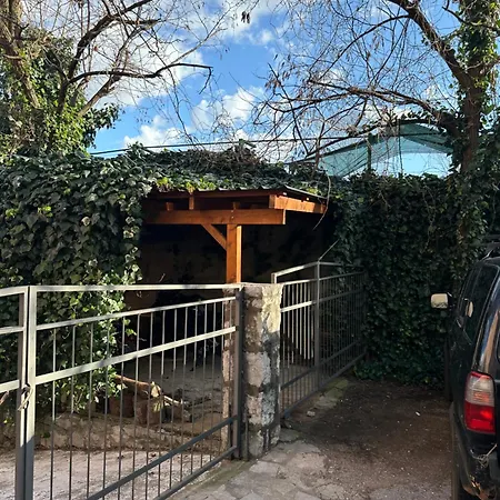 Collina Apartman